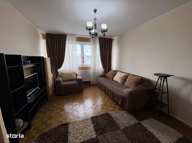 Apartament cu 2 camere decomandat în Eroii Revoluției