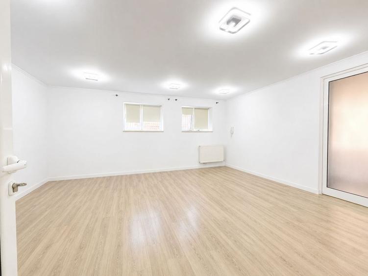 Spațiu comercial, de 145 mp, în Central