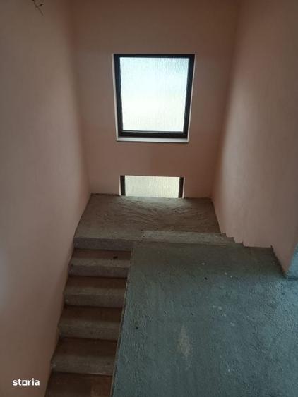 Casa individuala cu 6 camere,357 mp teren,Orizont - 1
