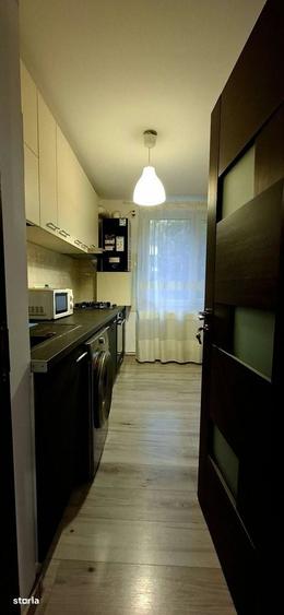 Apartament cu 3 camere decomandat în Negru Vodă