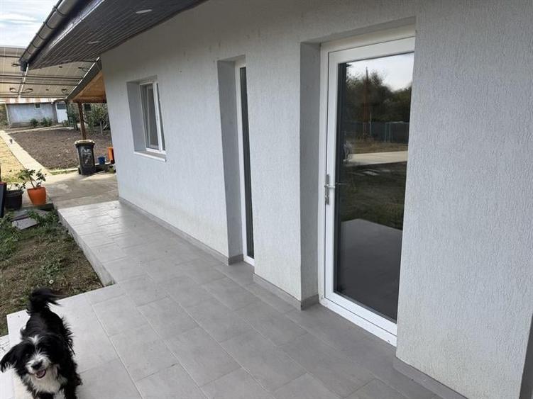 Casă individuală cu 3 camere cu Teren 1170 Mp în Scăești