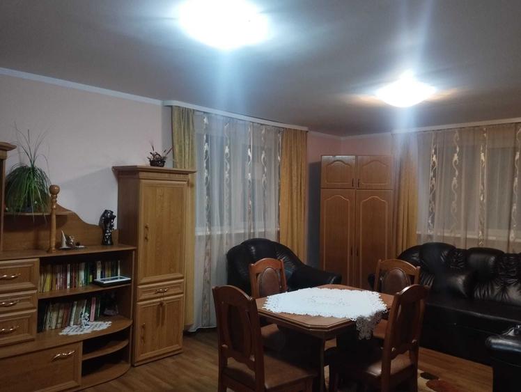 Casă cu 4 camere cu Teren 12 Mp în Central