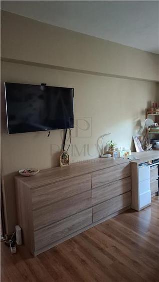 Apartament cu 2 camere decomandat, mobilat în Dâmbovița