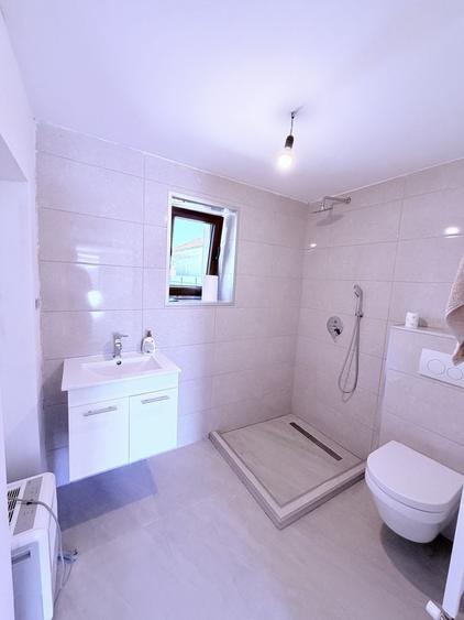 Casă cu 2 camere în Central