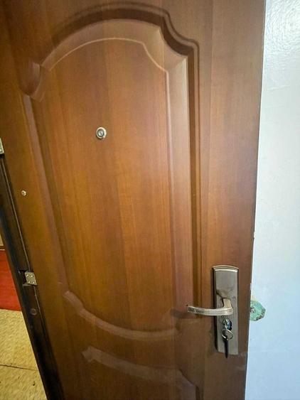 Apartament cu 3 camere decomandat în Vitan