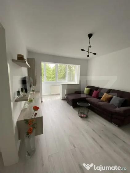 Apartament cu 2 camere decomandat în Astra