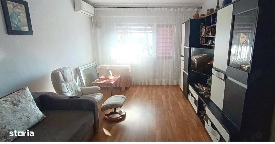 Apartament cu 2 camere decomandat în Alexandru cel Bun