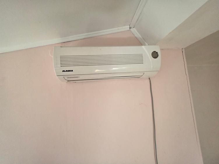 Casă individuală cu 3 camere cu Canalizare în Brătianu