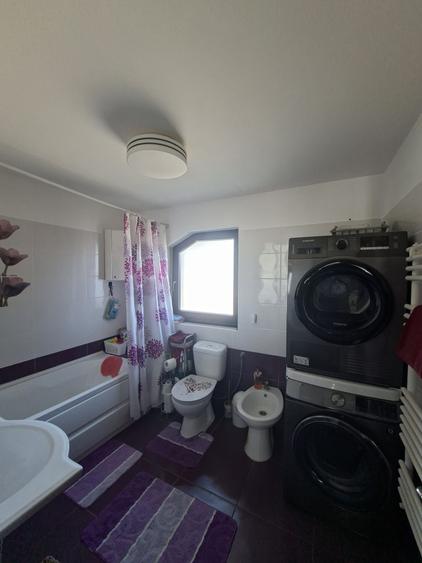 Casă cu 4 camere cu Teren 400 Mp în Sânpetru