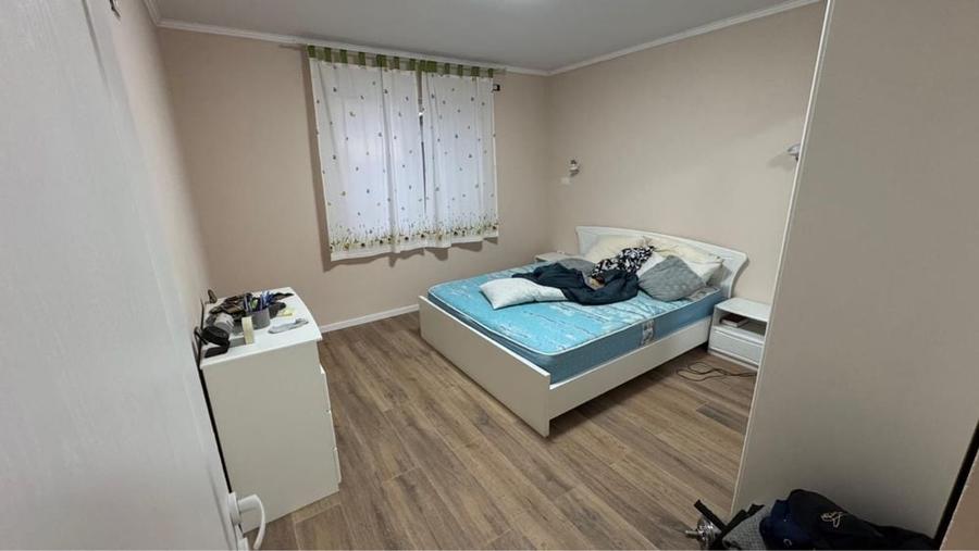 Casă cu 4 camere în Exterior Vest