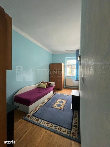 Apartament 3 camere, curte comuna, Centrul Istoric Schei - 2