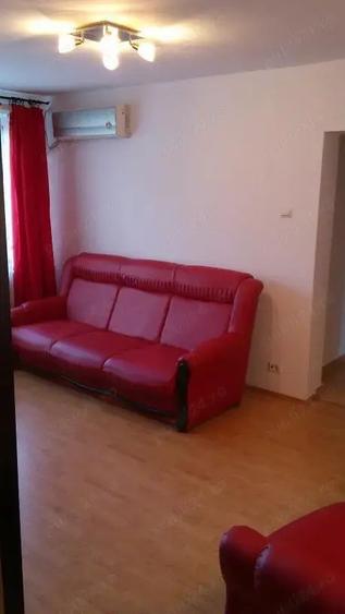 Apartament cu 3 camere semidecomandat, mobilat în Bucur Obor