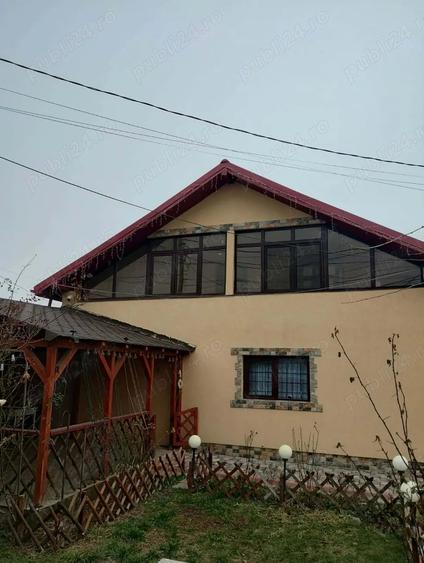 Casă cu 2 camere cu Teren 627 Mp în Topliceni