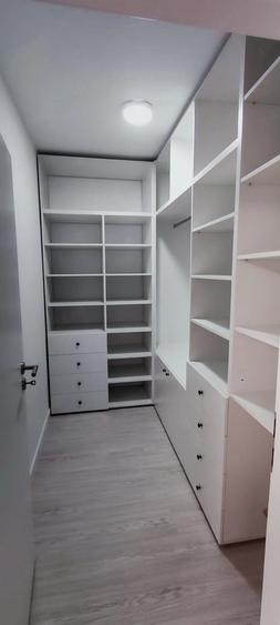 Apartament cu 2 camere decomandat în Chinteni