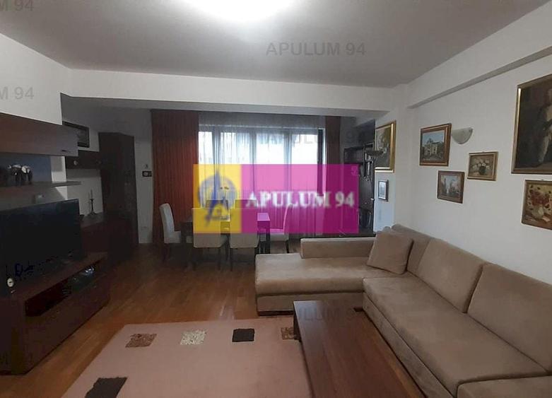 Apartament cu 3 camere decomandat, mobilat în Băneasa