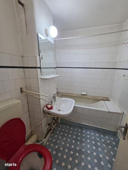 Apartament cu 2 camere semidecomandat în Hipodrom