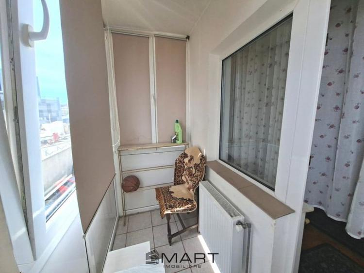 Apartament cu 3 camere decomandat în Calea Dumbrăvii