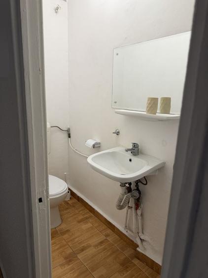 Apartament cu 3 camere în Runcu