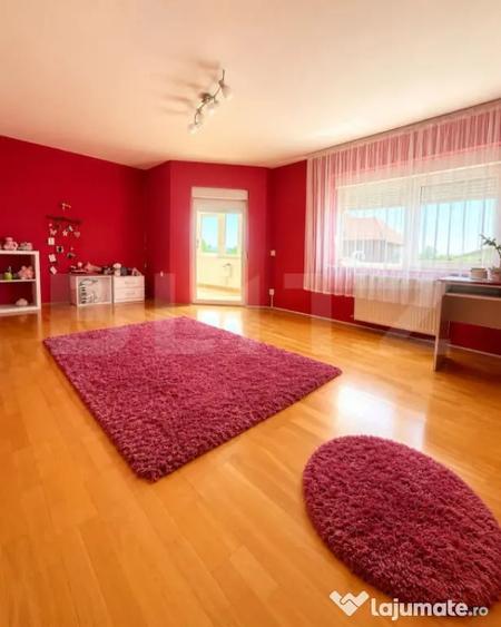 Casă cu 7 camere cu Teren 500 Mp în Braytim