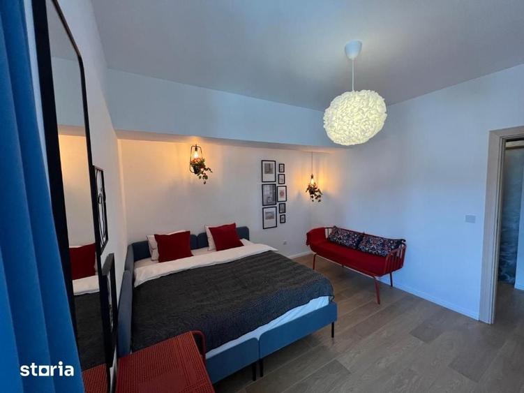 Apartament cu 4 camere decomandat în Central