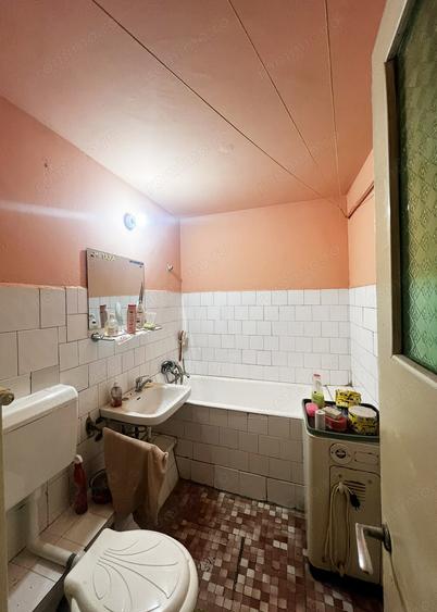 Apartament cu 2 camere decomandat în Nufărul