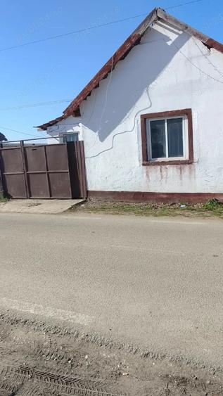 Casă cu 2 camere cu Teren 271 Mp în Vladimirescu