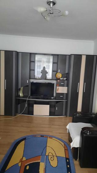 Apartament cu 2 camere semidecomandat în Exterior Vest