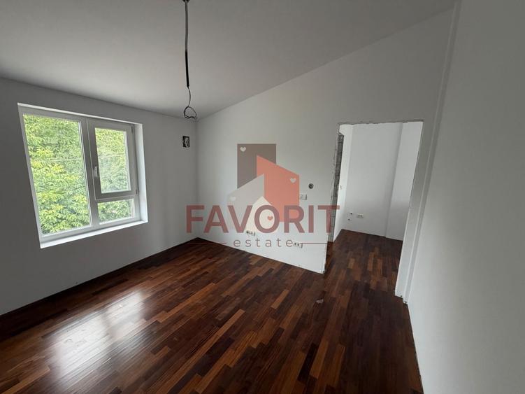 Duplex cu 3 camere cu Canalizare în Chișoda