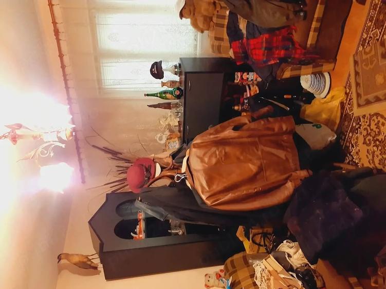 Casă cu 3 camere cu Teren 803 Mp în Central
