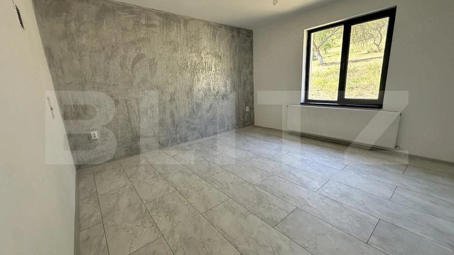 Casă cu Teren 3200 Mp în Luncoiu de Sus