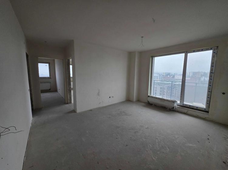 Apartament cu 3 camere nedecomandat în Central