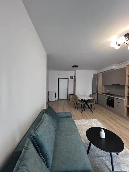 Apartament cu 2 camere semidecomandat, mobilat în Virtuții