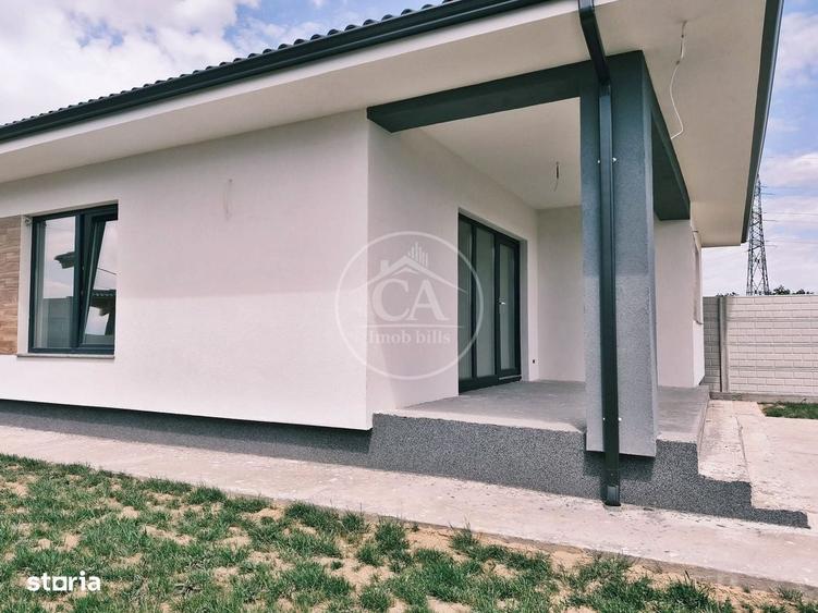 Casă cu 4 camere decomandat cu Teren 553 Mp în Sântandrei
