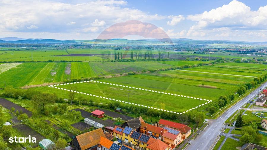 Teren de 10000 mp, în Prejmer