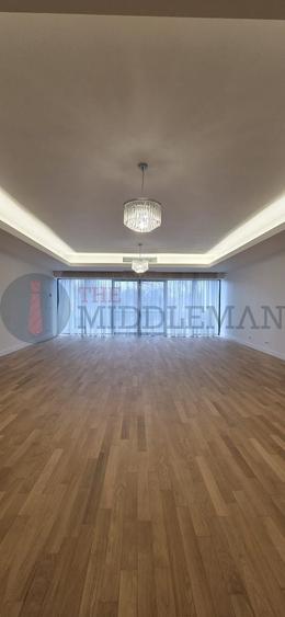 Apartament cu 4 camere, mobilat în Șoseaua Nordului
