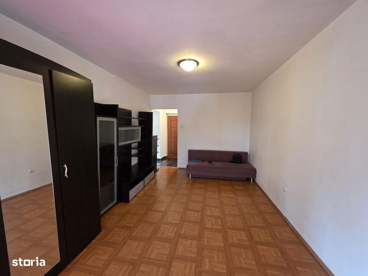 Apartament cu 2 camere decomandat în Deve