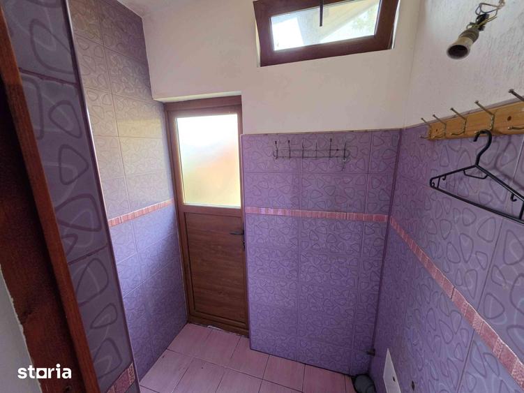 Spațiu comercial, de 60 mp, în Păulești