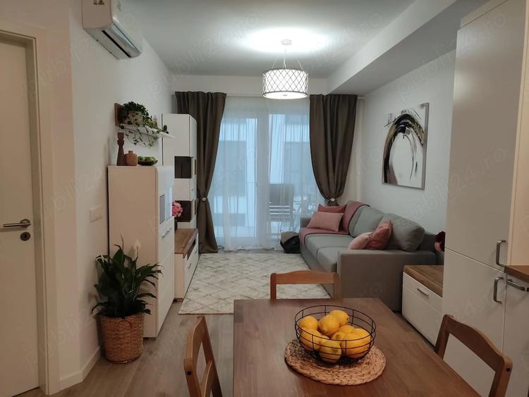 Apartament cu 2 camere decomandat în Doamna Ghica