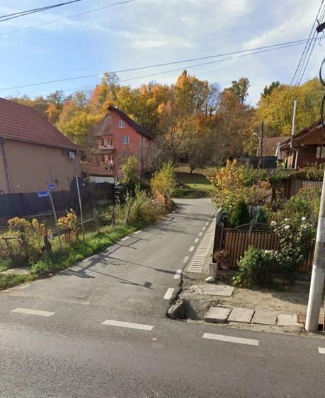 Teren de 1290 mp, în Central