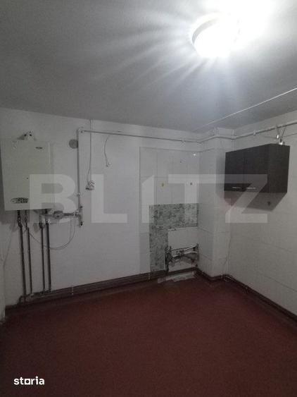 Apartament cu 3 camere decomandat în Micro 5