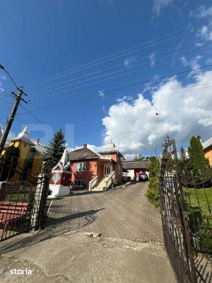 Casă cu 6 camere cu Teren 40 Mp în Central
