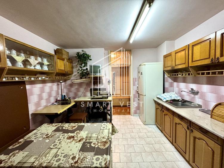 Apartament cu 2 camere decomandat în Micro 17