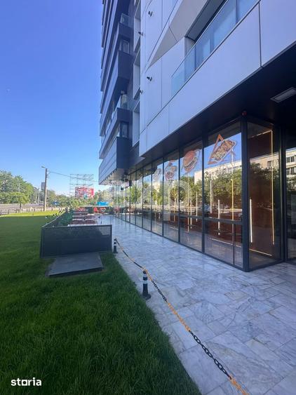 Spațiu comercial, de 202 mp, în Tei