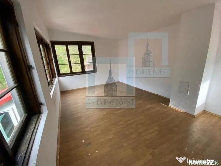 Casa singur in curte - zona Schei - 7