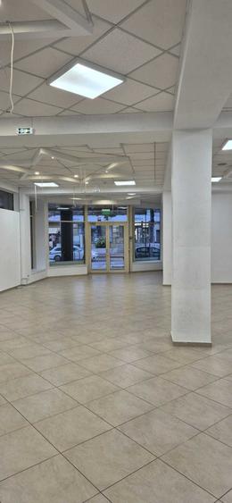 Spațiu comercial, de 190 mp, în Ultracentral