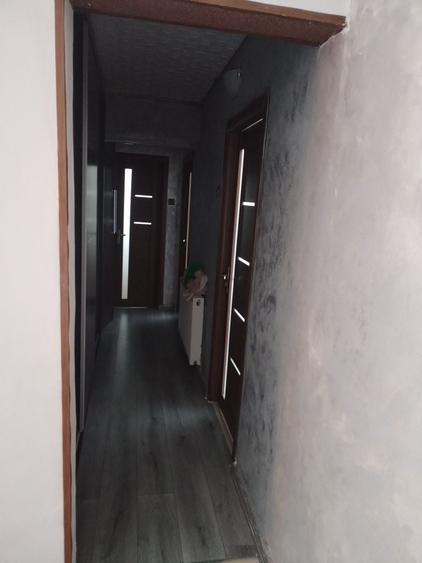 Apartament cu 3 camere decomandat în Radu Negru
