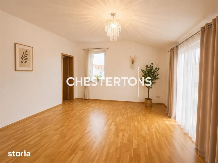 Casă cu 5 camere cu Teren 521 Mp în Corbeanca