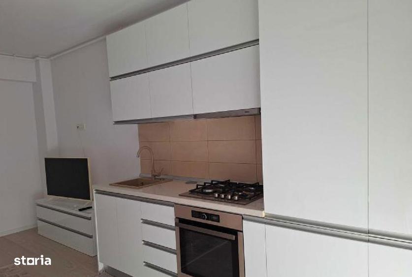 Apartament cu 2 camere decomandat, mobilat în Tomis Plus