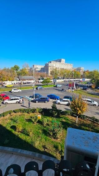 Apartament cu 4 camere decomandat în 13 Septembrie