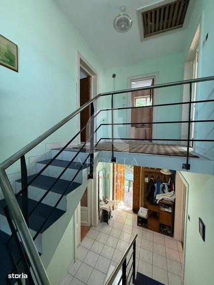 Casă cu 3 camere în Viperești